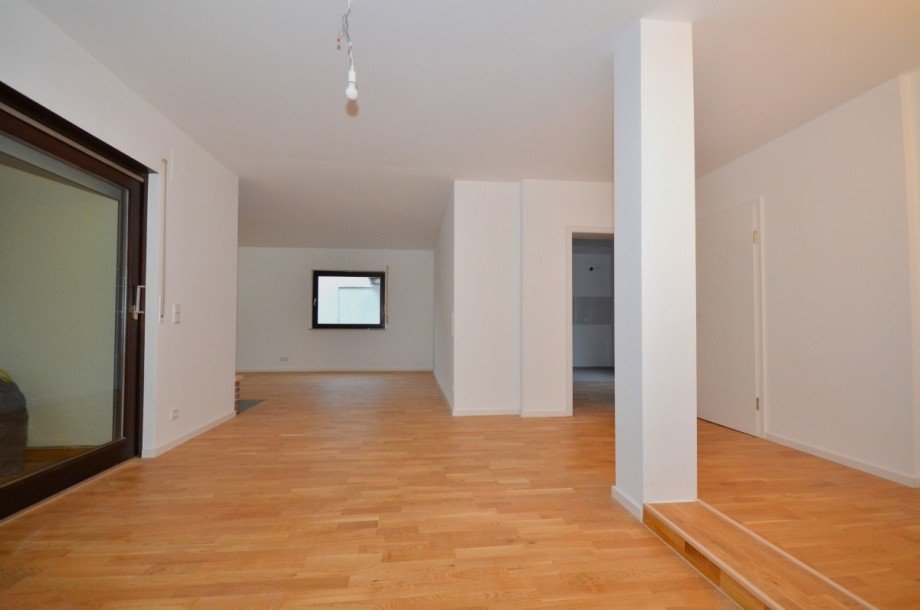 Wohn- und Esszimmer Maisonettewohnung Offenbach am Main
