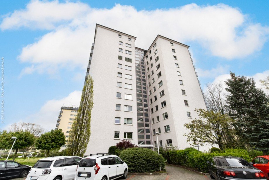 Hausansicht Etagenwohnung Neu-Isenburg