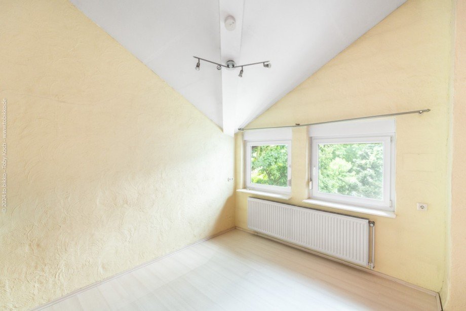 Schlafzimmer Doppelhaush�lfte Neu-Isenburg