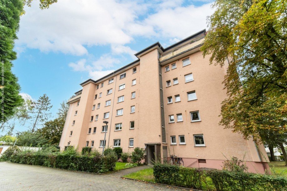 Hausansicht Etagenwohnung Neu-Isenburg