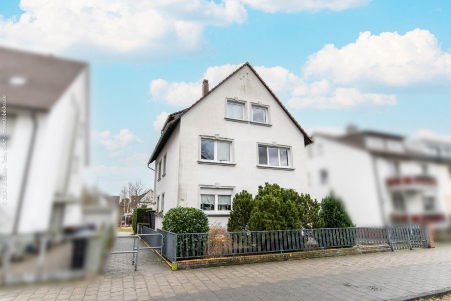 Stra�enansicht Mehrfamilienhaus Neu-Isenburg