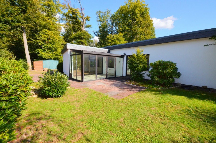 Terrasse vorne Bungalow Neu-Isenburg