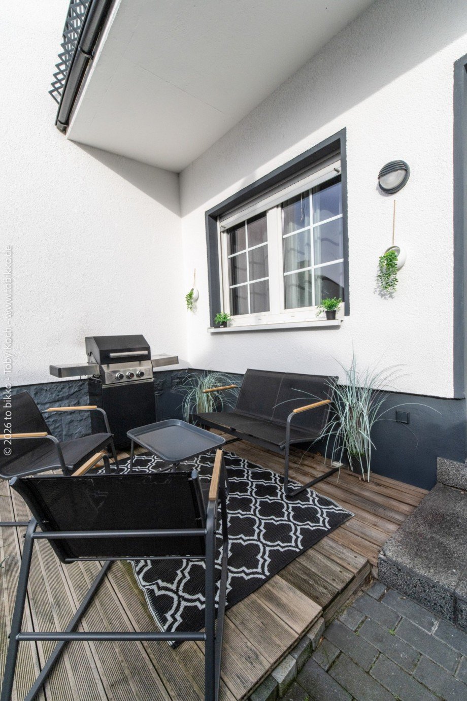 Vorderhaus - Terrasse EG Wohnung Mehrfamilienhaus Dreieich