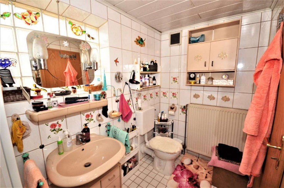 Bad 1. OG Einfamilienhaus Hofstetten