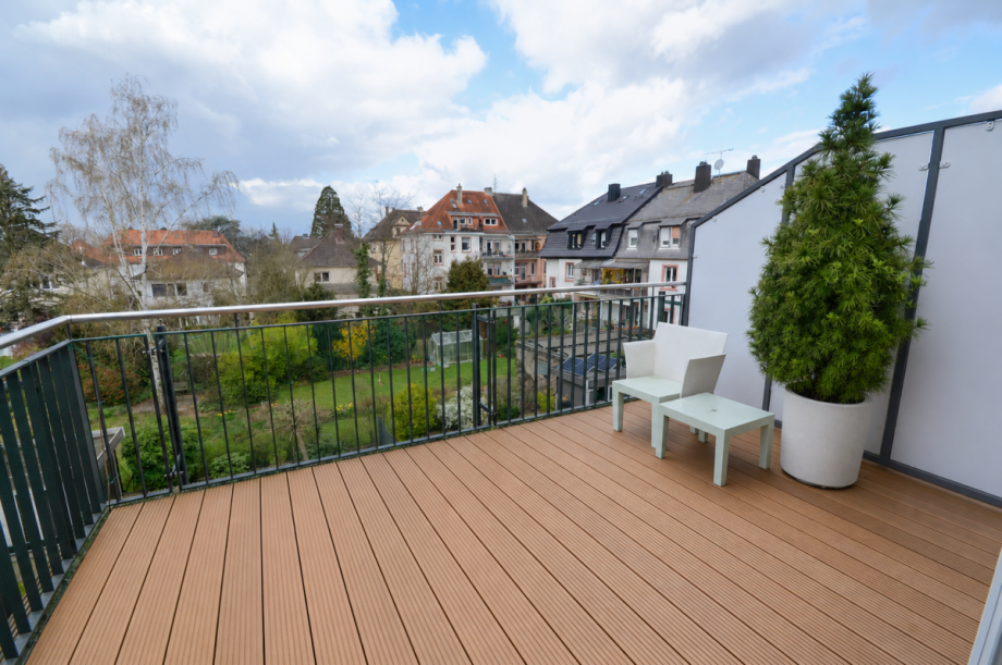 Balkon (Westausrichtung) Dachgeschosswohnung Neu-Isenburg