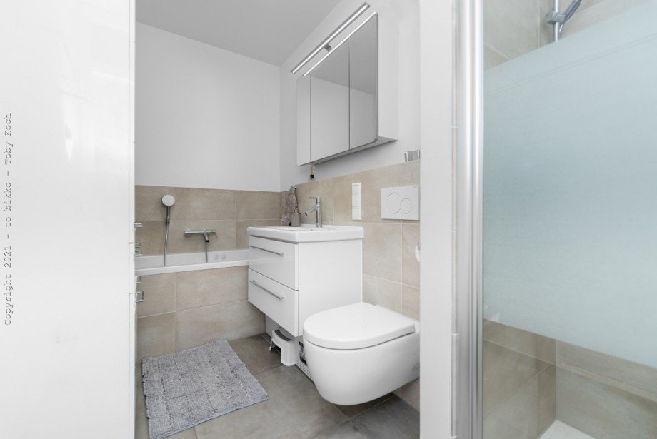 Badezimmer Terrassenwohnung Neu-Isenburg