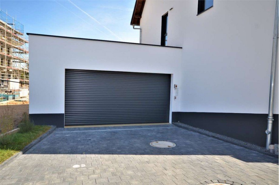 Duplex-Parker Reihenhaus Neu-Isenburg