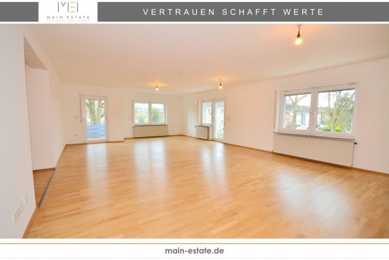 Wohn- und Esszimmer Neu-Isenburg Erdgeschosswohnung Erstbezug nach Sanierung: viel Raum, zwei Balkone und ein durchdachter Grundriss