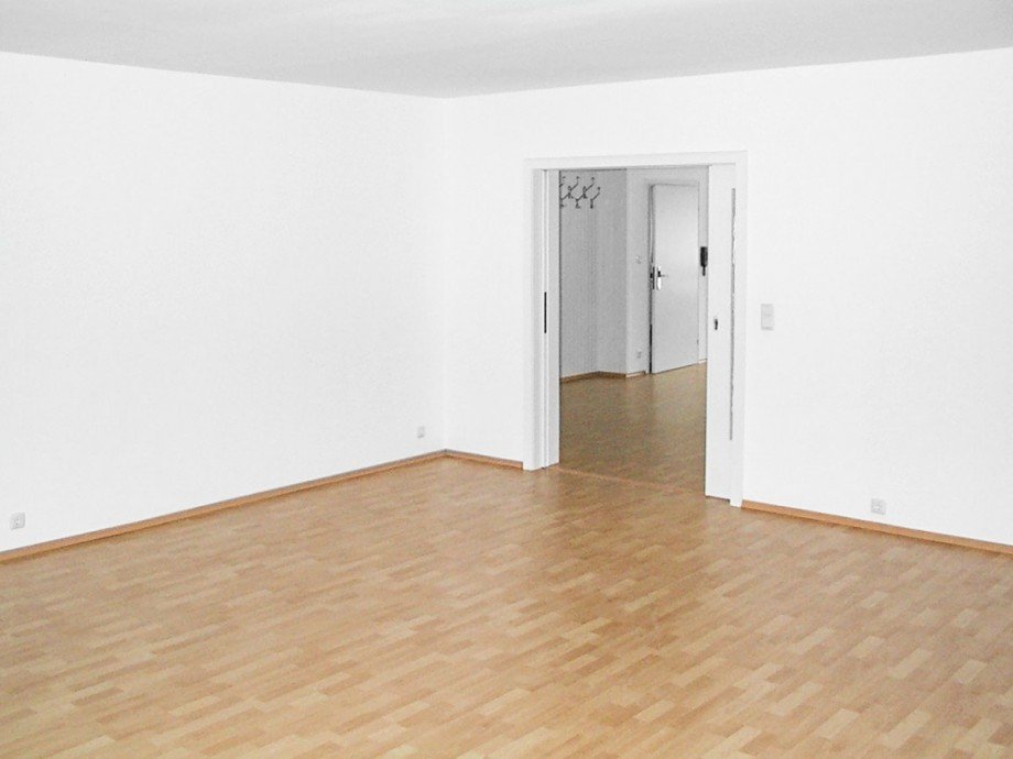 Wohnzimmer - OG Gewerbegrundst�ck Neu-Isenburg
