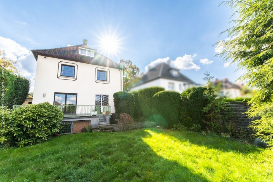 Gartenansicht Einfamilienhaus Neu-Isenburg