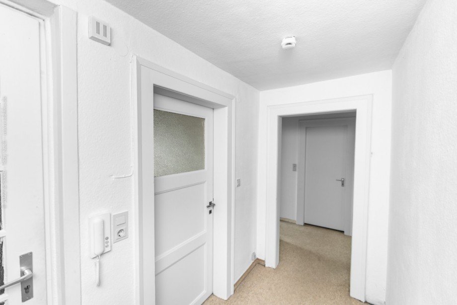 Eingangsbereich Wohnung DG Mehrfamilienhaus Neu-Isenburg