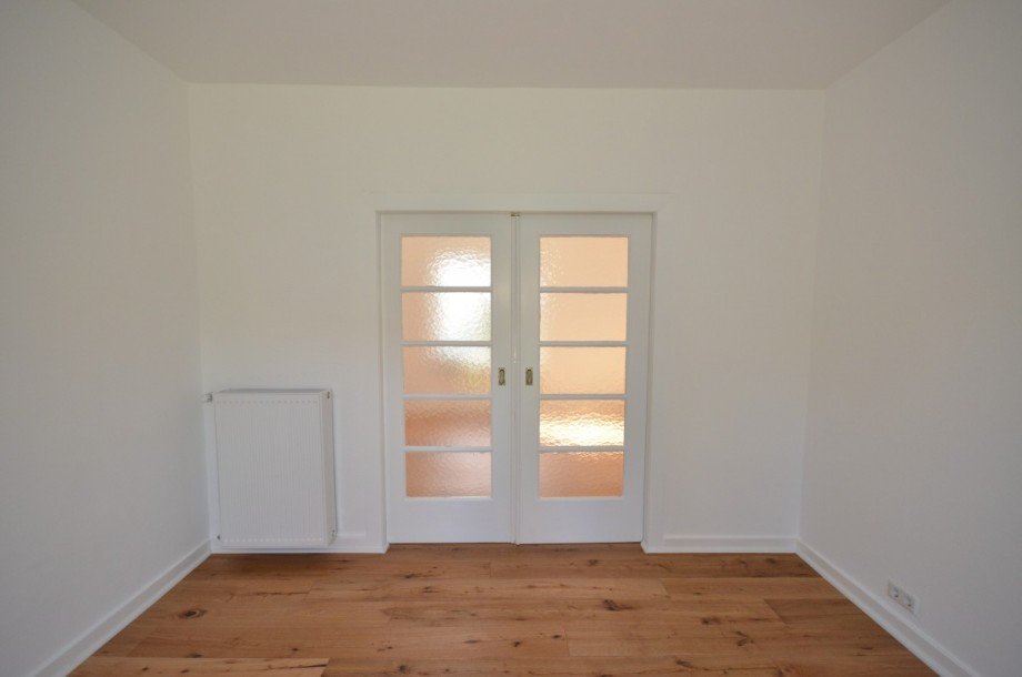 Schiebet�r zwischen Wohn- und Esszimmer - EG Doppelhaush�lfte Neu-Isenburg