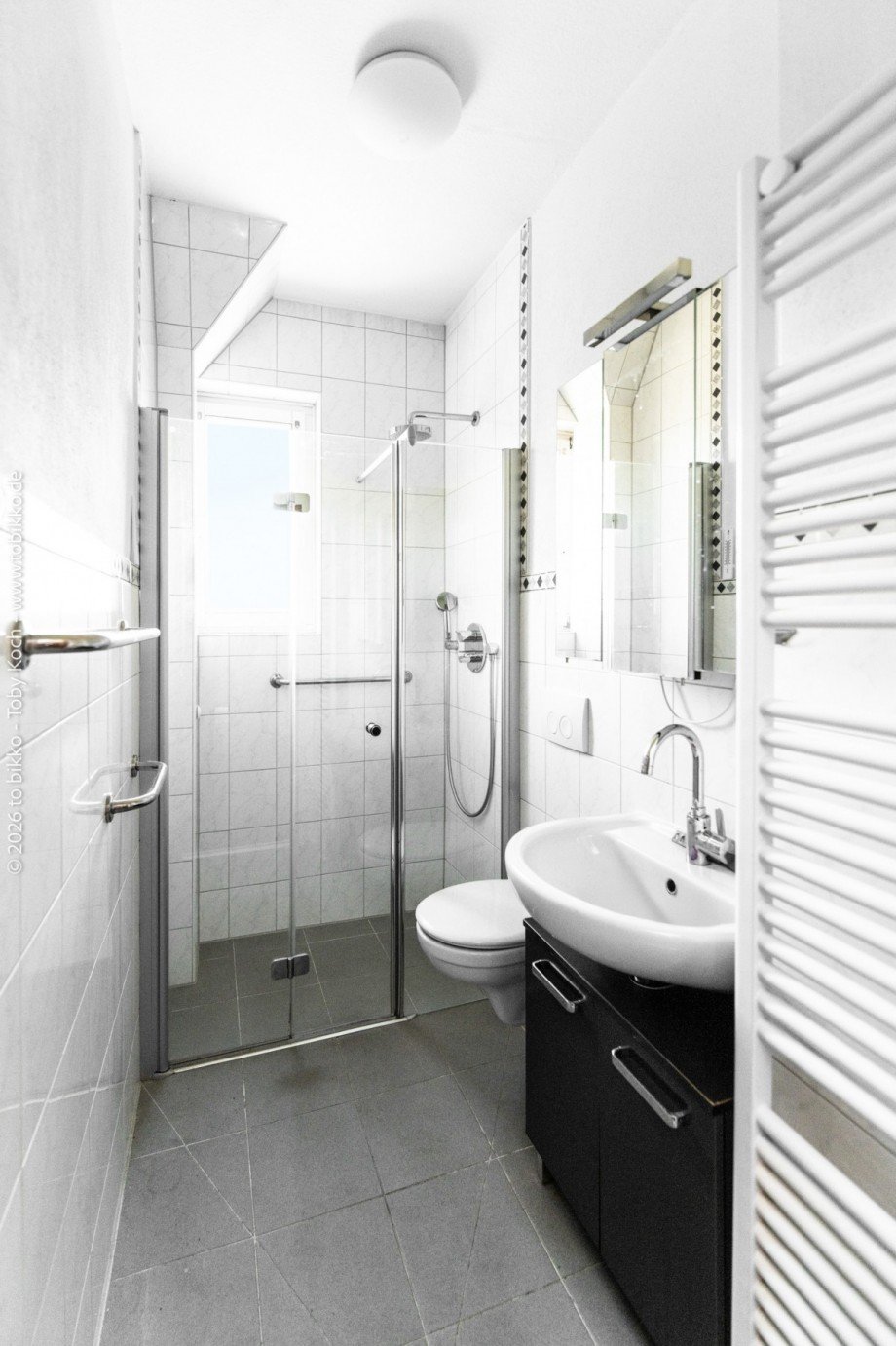 Badezimmer EG Doppelhaush�lfte Neu-Isenburg