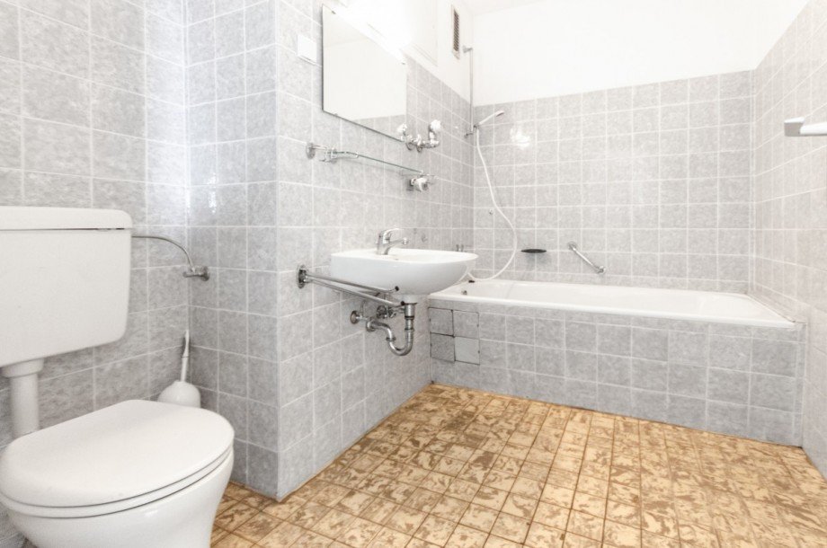Badezimmer Etagenwohnung Offenbach am Main