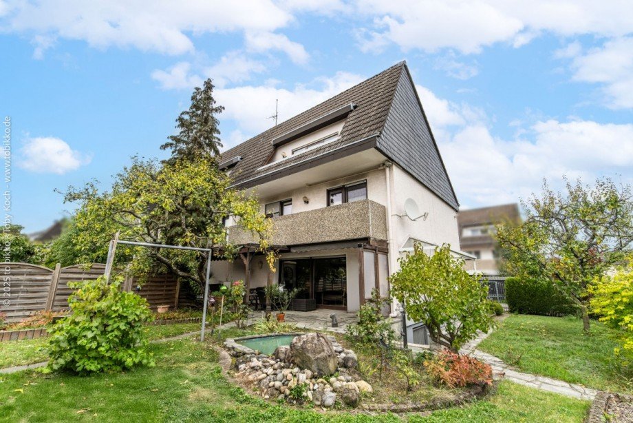 Hausansicht vom Garten Reihenendhaus Heusenstamm