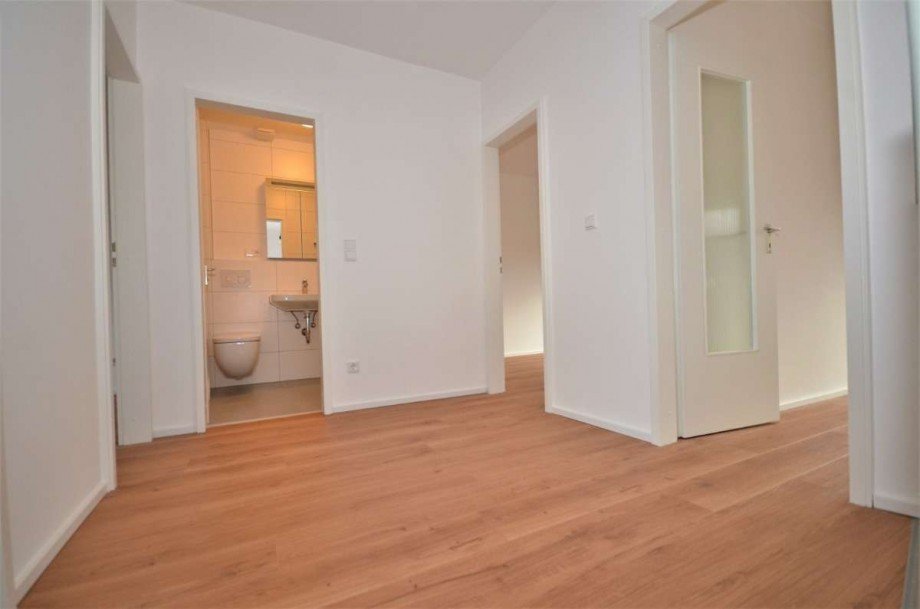 Flur 1.OG Reihenhaus Neu-Isenburg