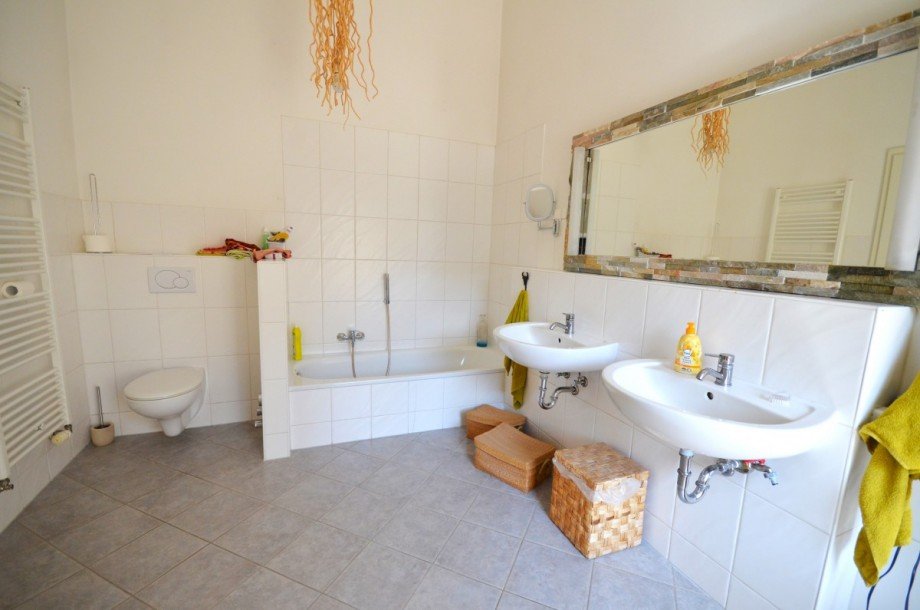 Badezimmer Erdgeschosswohnung Neu-Isenburg