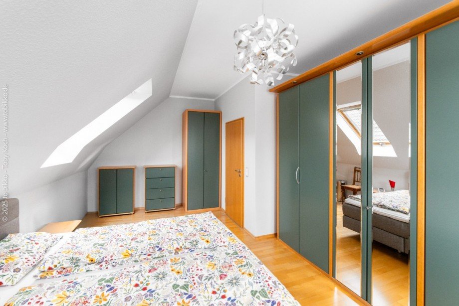 Schlafzimmer Zweifamilienhaus M�hlheim am Main