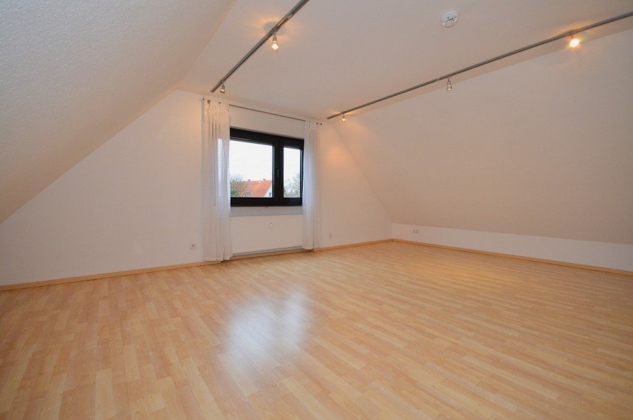 Wohnzimmer Dachgeschosswohnung Neu-Isenburg