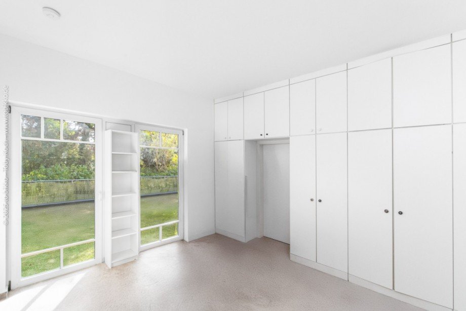 Schlafzimmer Hinterhaus Mehrfamilienhaus Neu-Isenburg