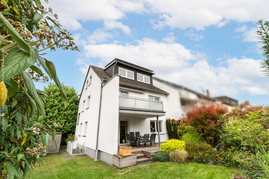 Gartenansicht Doppelhaush�lfte Neu-Isenburg