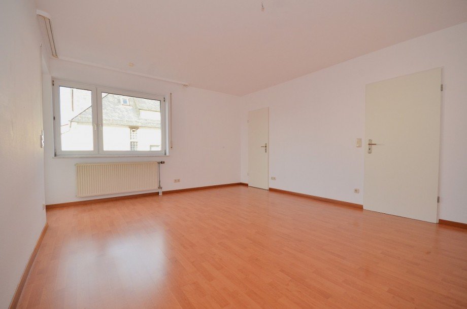 Wohn- & Esszimmer Wohnung Neu-Isenburg
