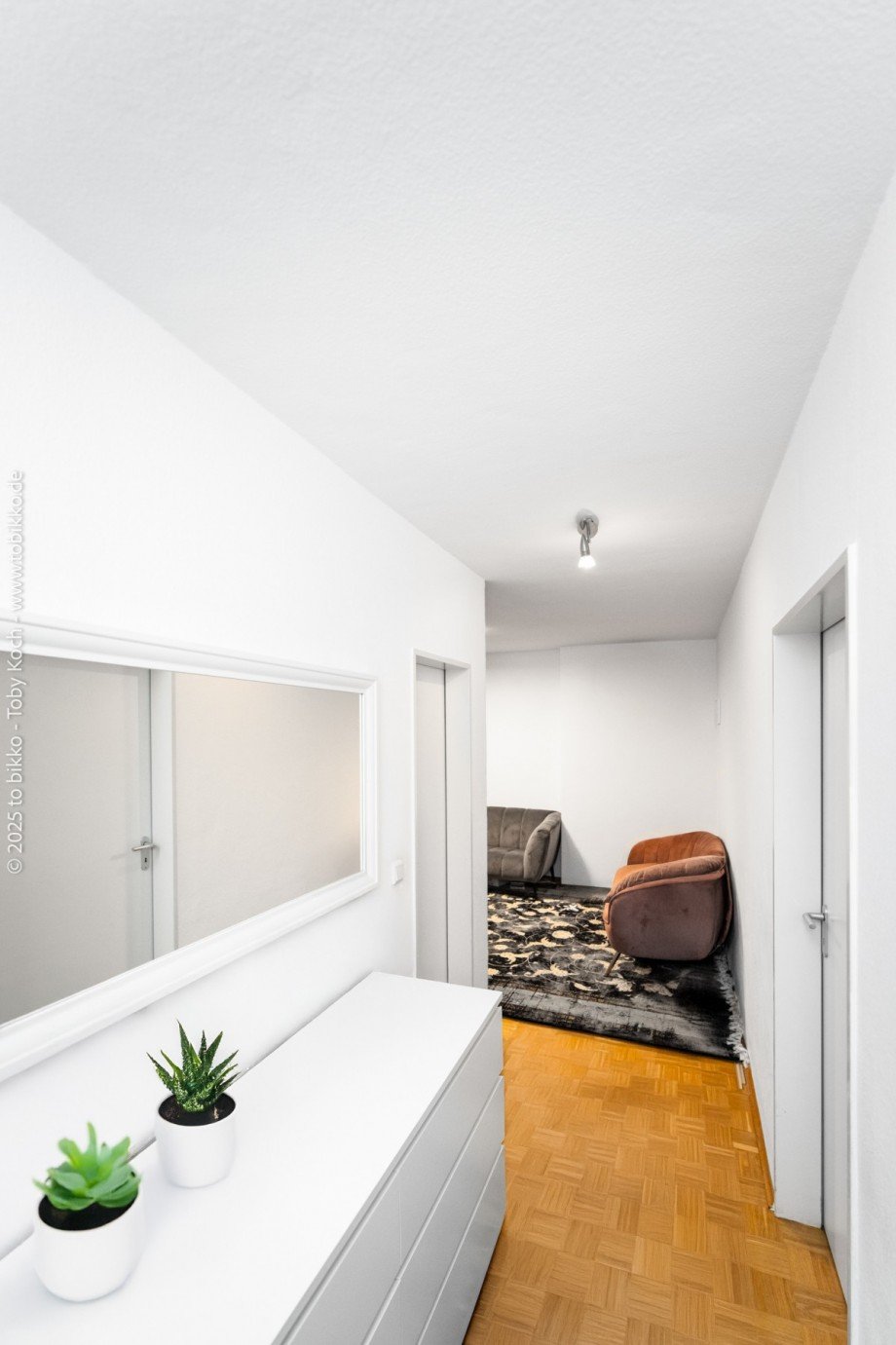 Flur - 1. OG rechts Mehrfamilienhaus Neu-Isenburg