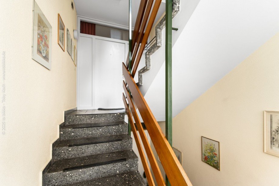 Treppenhaus Etagenwohnung Neu-Isenburg