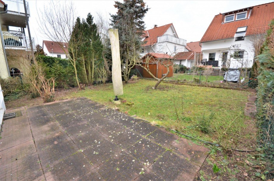Garten Doppelhaush�lfte R�dermark