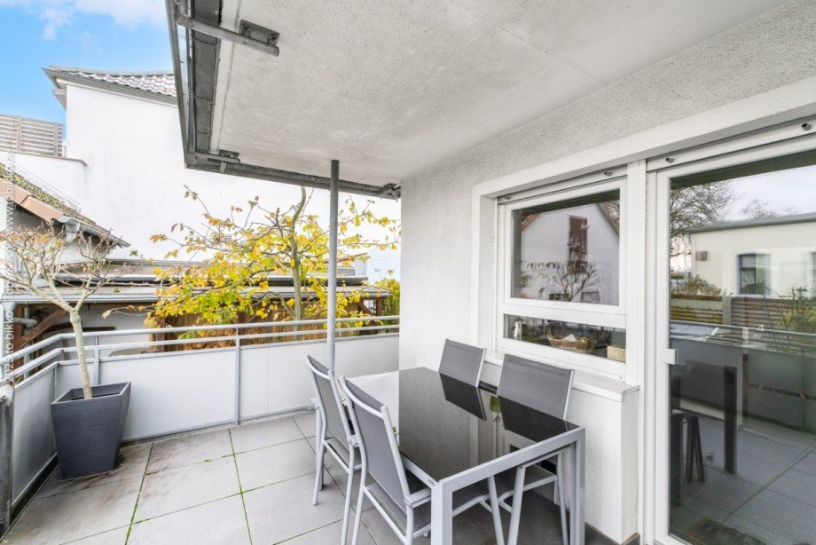 Balkon Erdgeschoss Zweifamilienhaus M�hlheim am Main