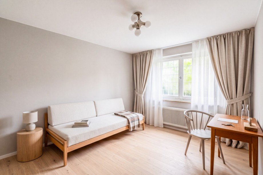 G�stezimmer - Virtual Staging Villa Neu-Isenburg