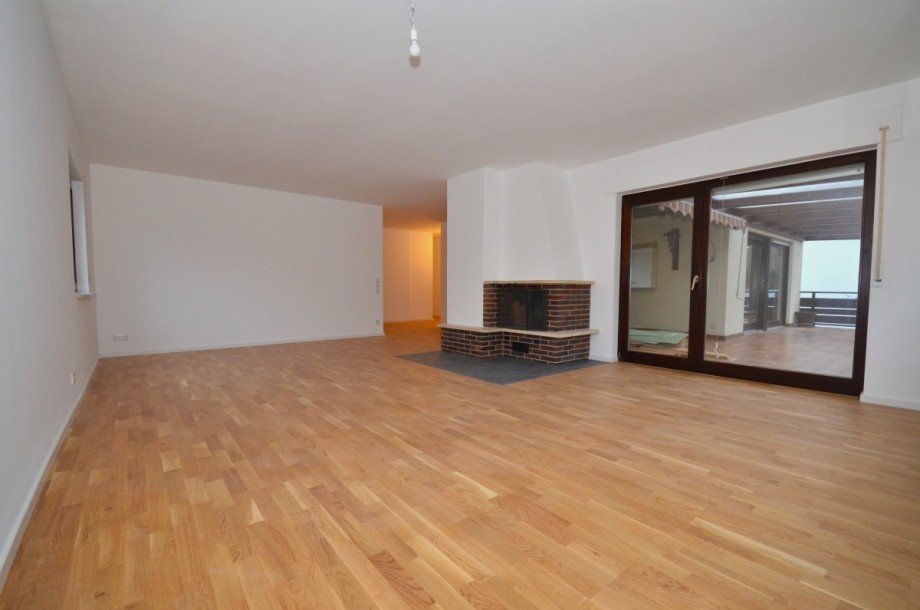 Wohn- und Esszimmer Maisonettewohnung Offenbach am Main