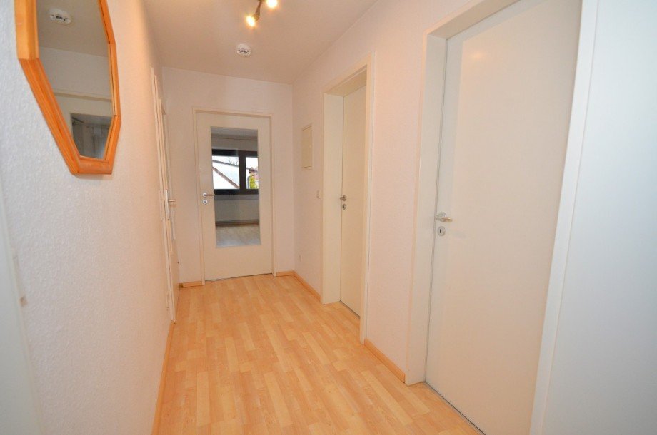 Flur Dachgeschosswohnung Neu-Isenburg