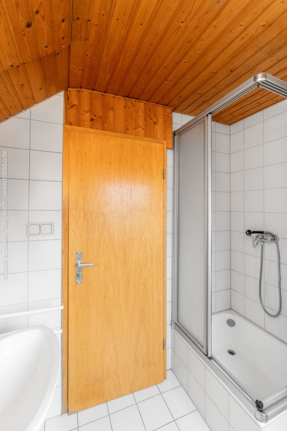 Badezimmer - DG Doppelhaush�lfte Neu-Isenburg