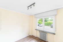 Kinderzimmer - EG Neu-Isenburg: Gewerbegrundst�ck mit Werkshalle, Wohnhaus und Garagen sowie attraktiven Bauoptionen