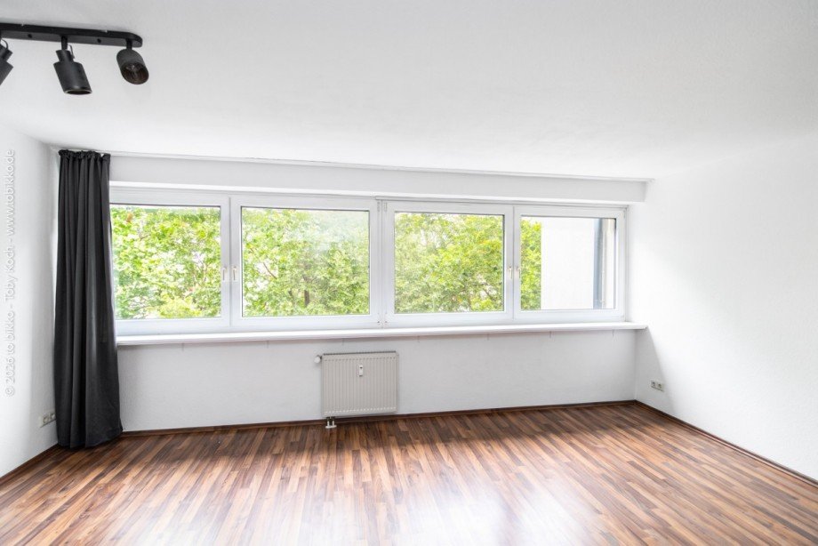 Wohn- und Schlafzimmer Etagenwohnung Neu-Isenburg