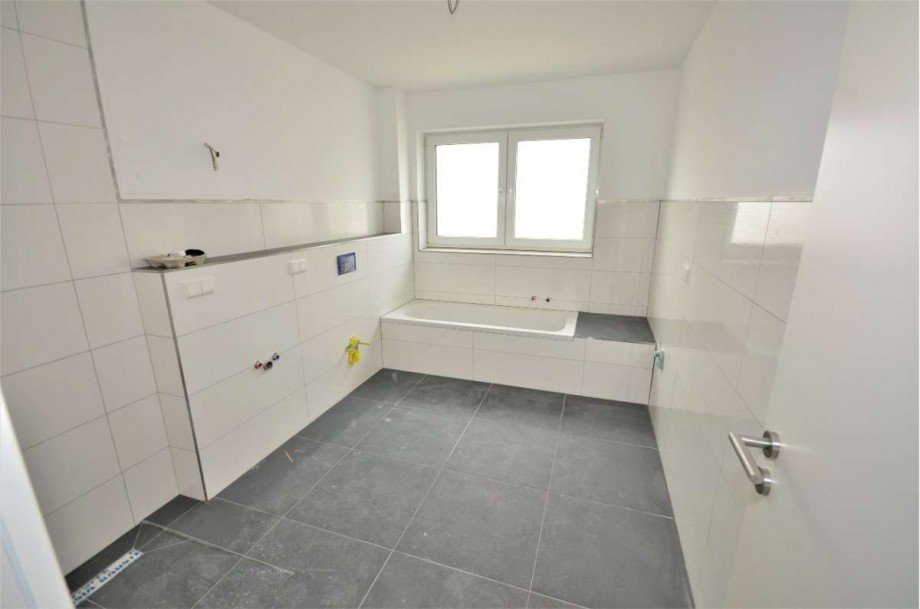 Beispiel Badezimmer Reihenhaus Neu-Isenburg