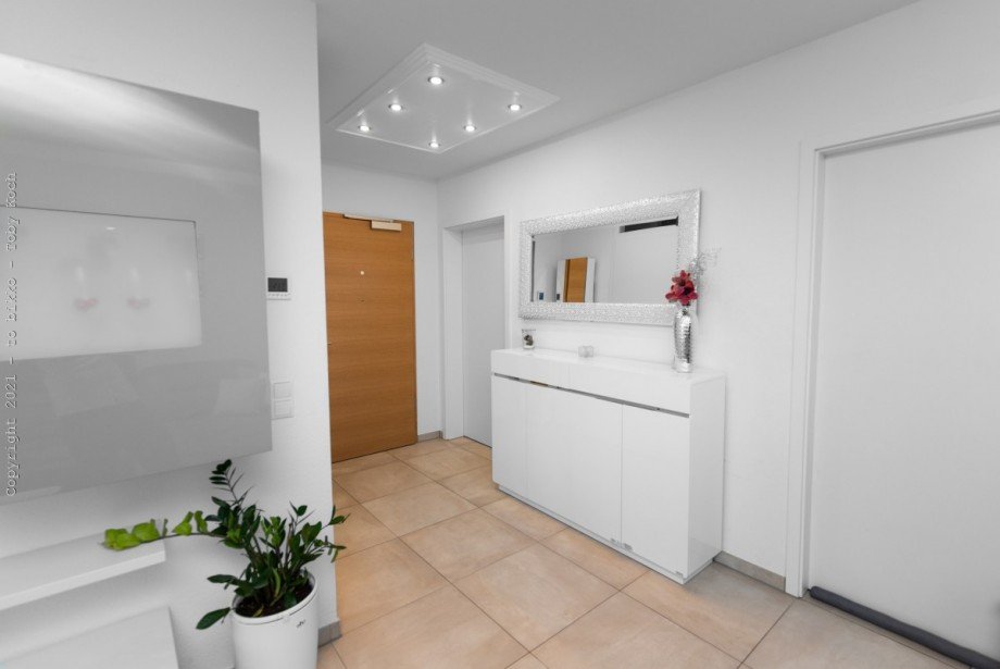 Eingangsbereich Terrassenwohnung Neu-Isenburg