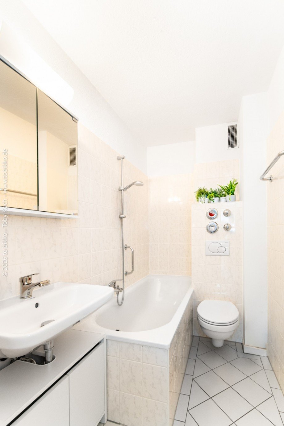 Badezimmer Erdgeschosswohnung Neu-Isenburg