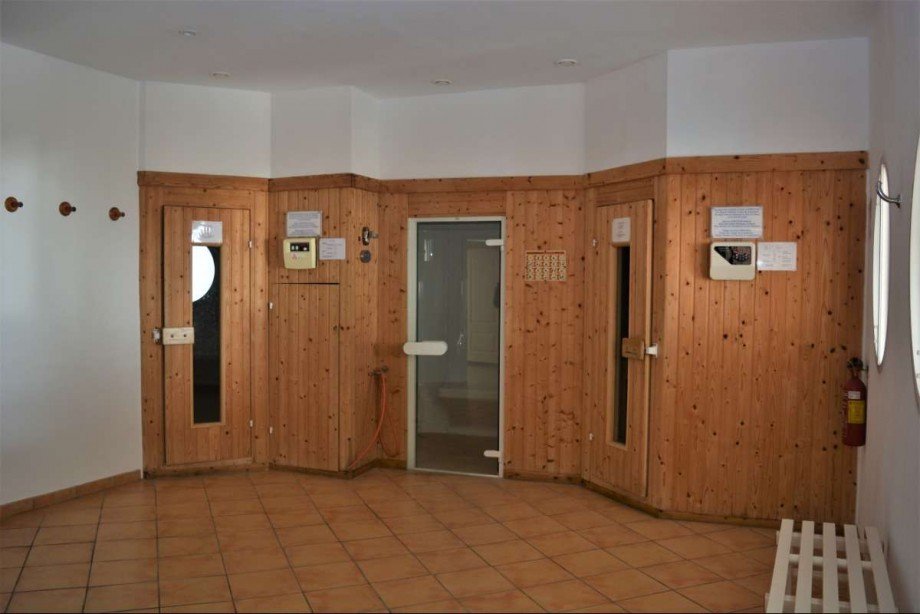 Saunabereich Wohnung Vallgornera