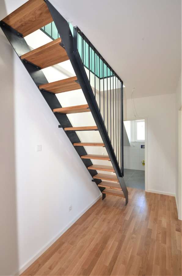 Beispiel Treppe DG Reihenhaus Neu-Isenburg