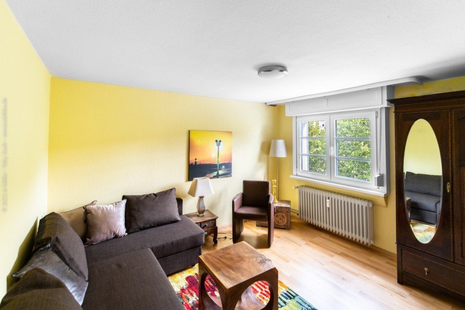 Schlafzimmer Wohnung DG Mehrfamilienhaus Neu-Isenburg