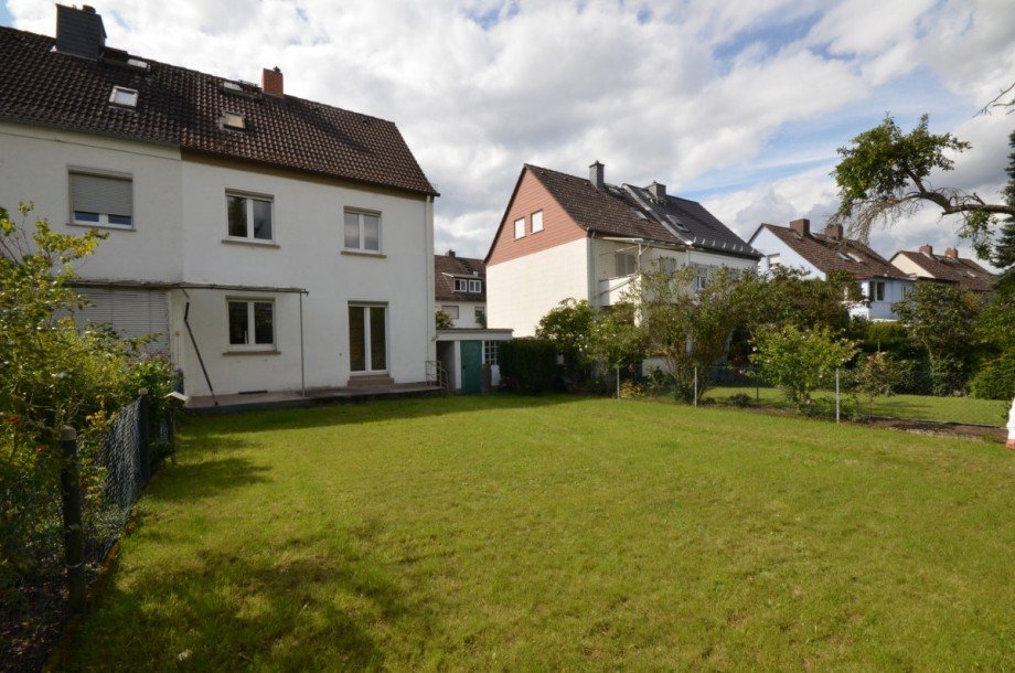 Gartenansicht Doppelhaush�lfte Neu-Isenburg