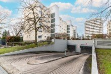 Einfahrt Tiefgarage Attraktive Lage - Gepflegte 3,5-Zimmer-Wohnung mit Tiefgaragenstellplatz in Neu-Isenburg