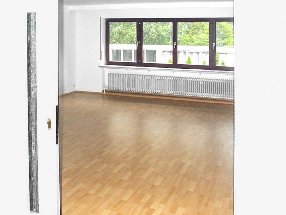 Wohnzimmer - OG Renditeobjekt Neu-Isenburg