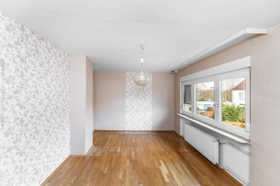Schlafzimmer 1.OG Reihenmittelhaus Neu-Isenburg