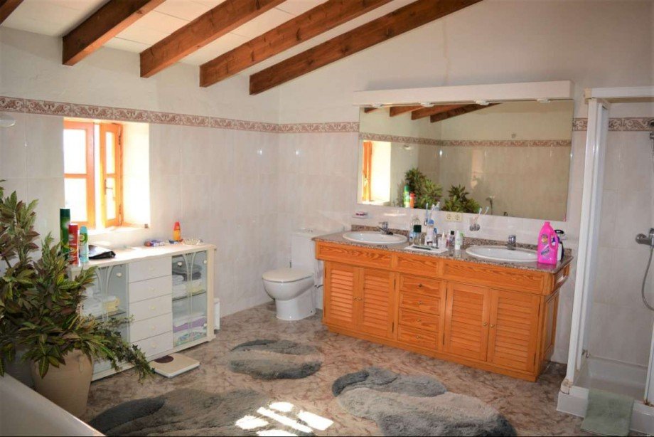 Badezimmer Einfamilienhaus Montuiri