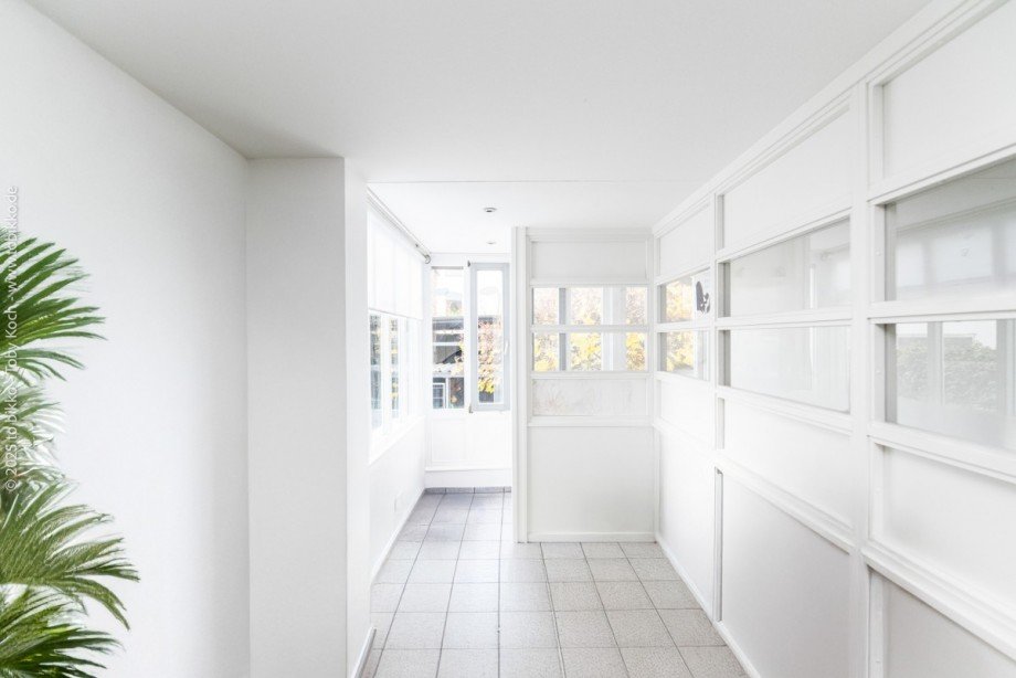 Eingang Gewerbe - EG Mehrfamilienhaus Neu-Isenburg