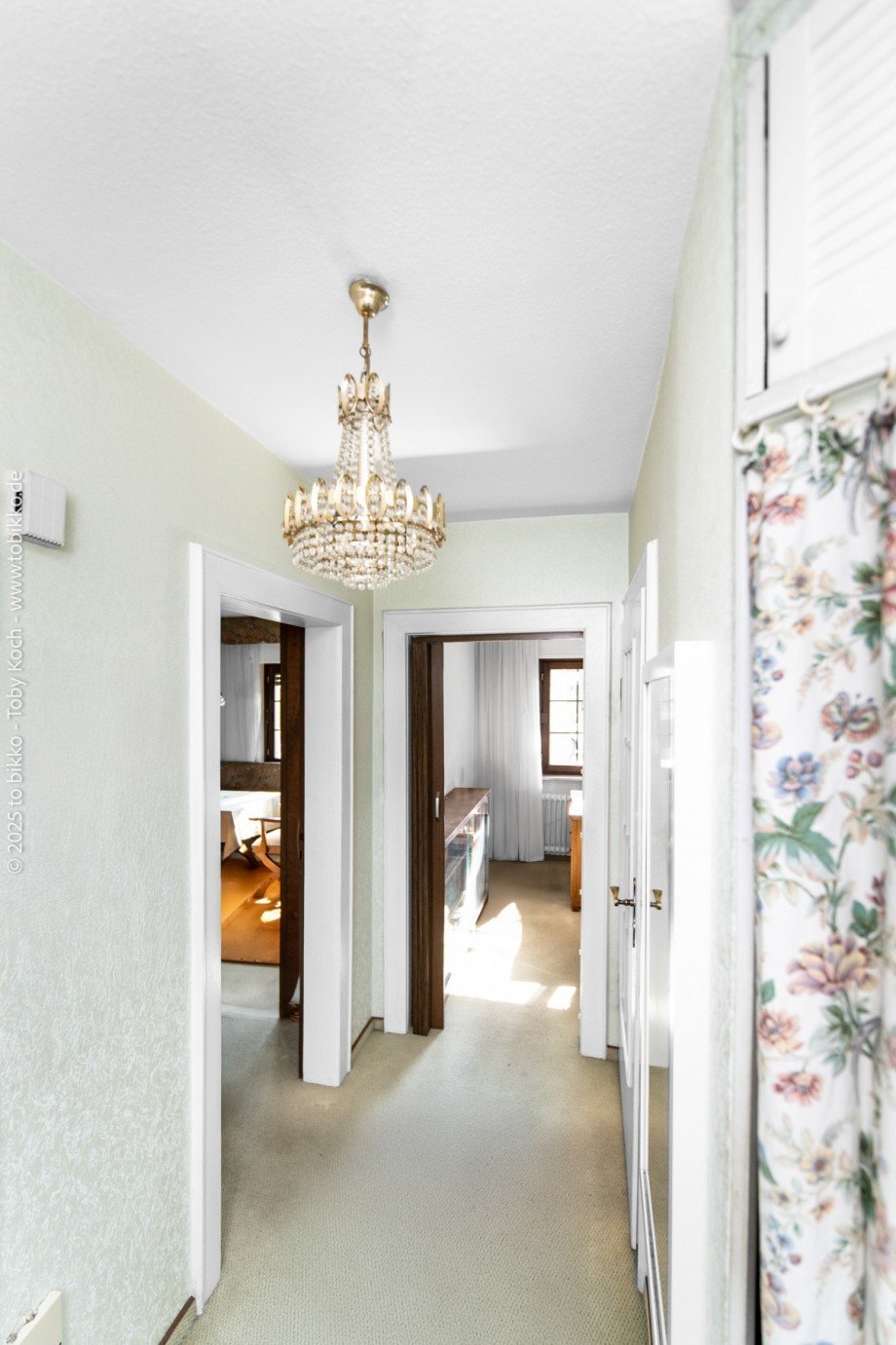 Flur EG Mehrfamilienhaus Neu-Isenburg