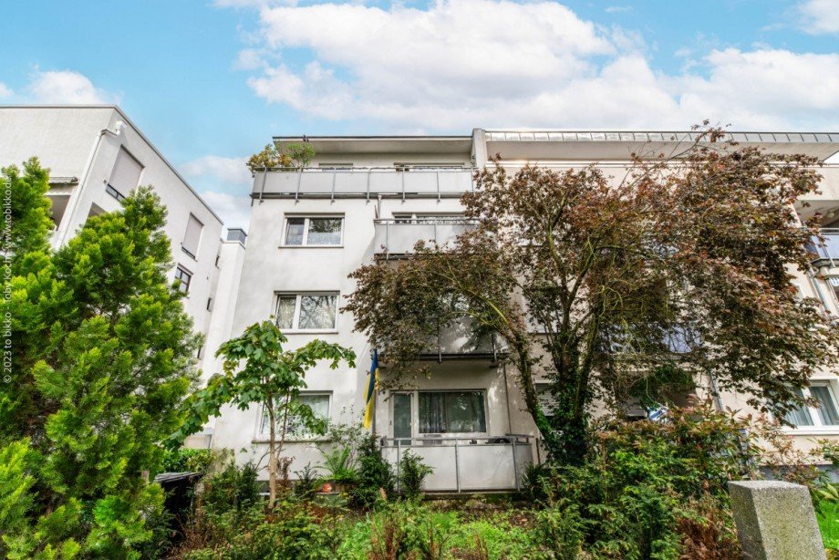 Stra�enansicht Mehrfamilienhaus Neu-Isenburg